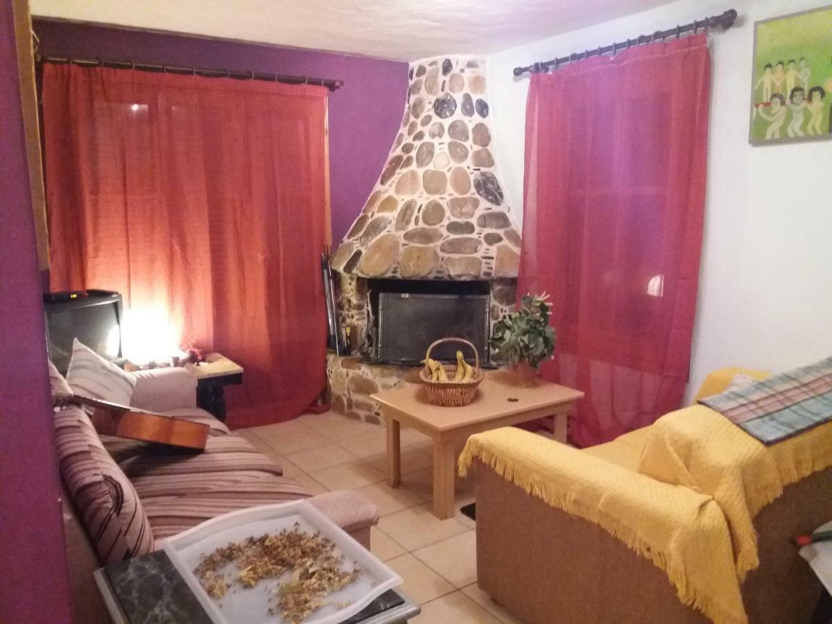 Traditional Guest House Agia Paraskevi  Exterior photo